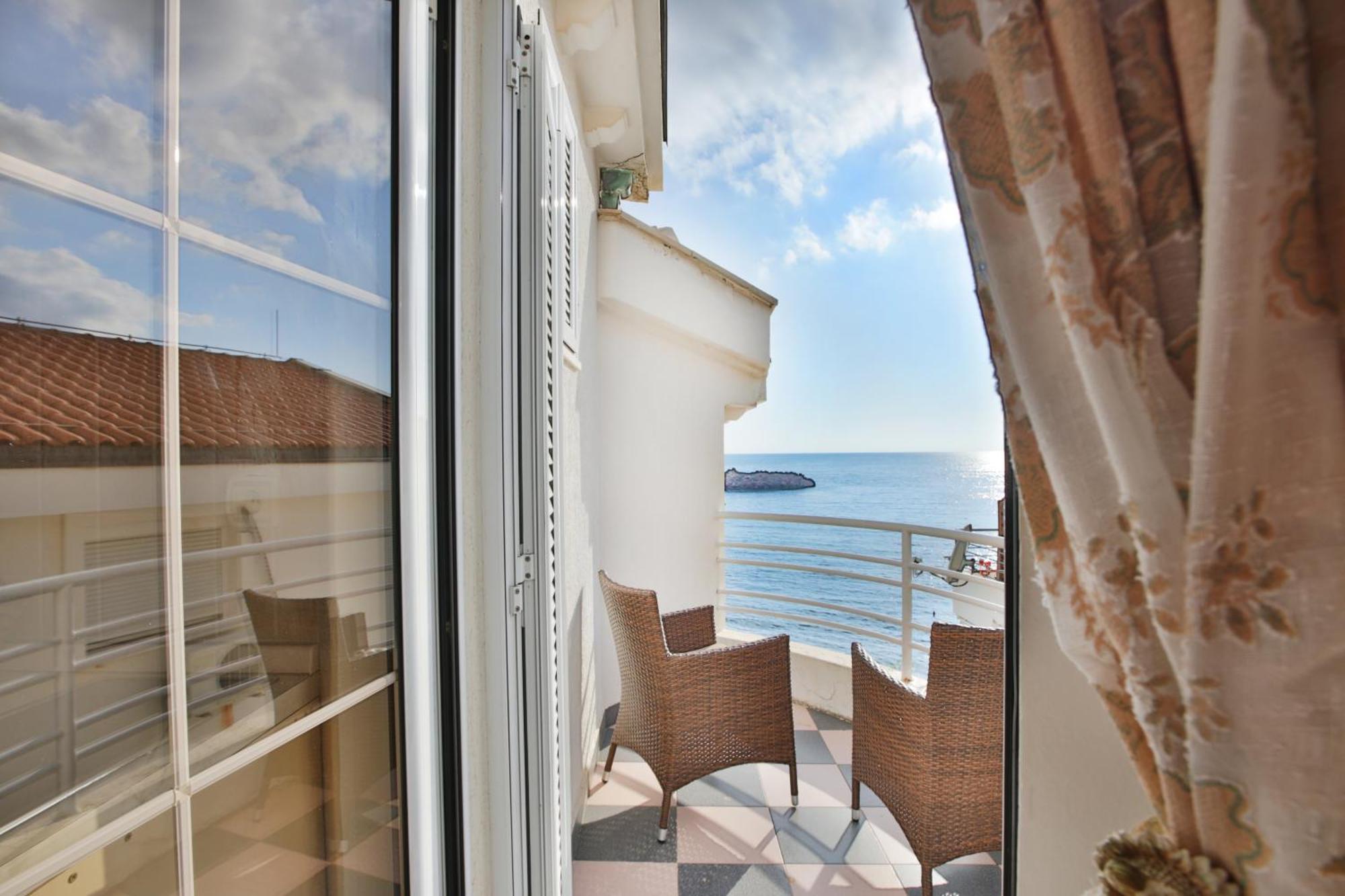 Royal Holiday Apartments Sveti Stefan Exteriör bild