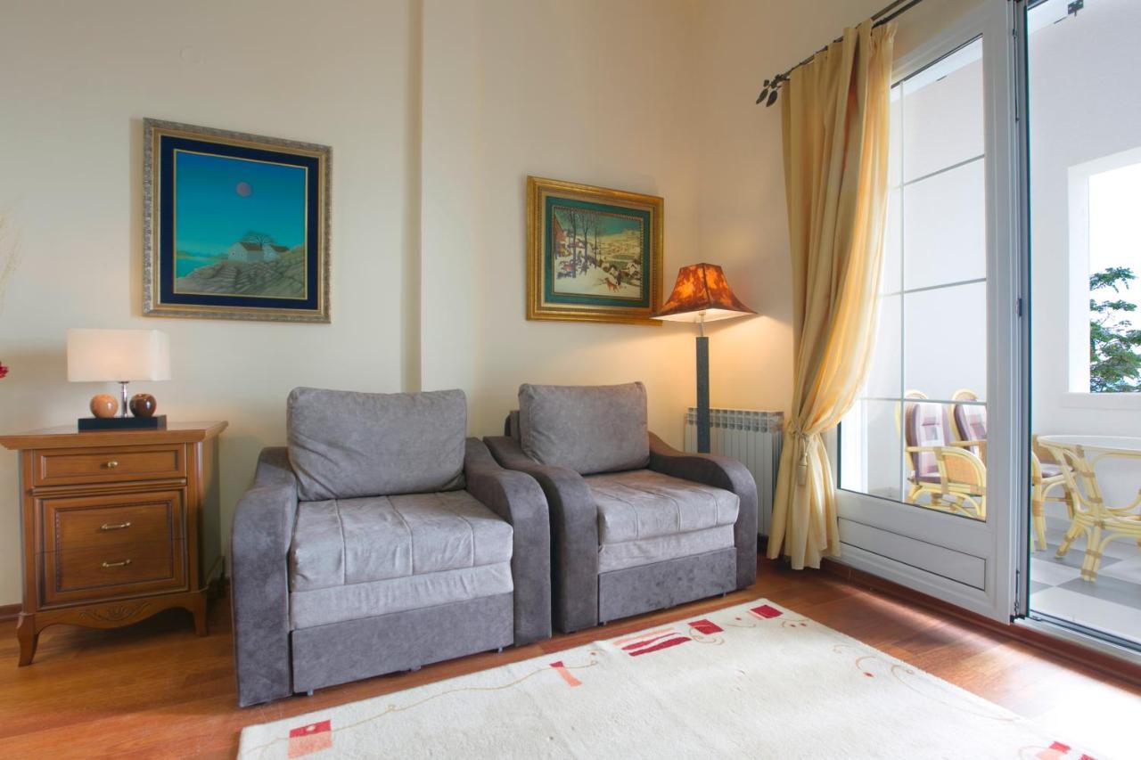 Royal Holiday Apartments Sveti Stefan Exteriör bild
