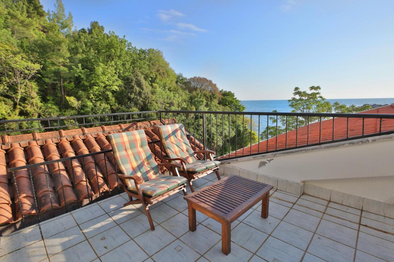 Royal Holiday Apartments Sveti Stefan Exteriör bild